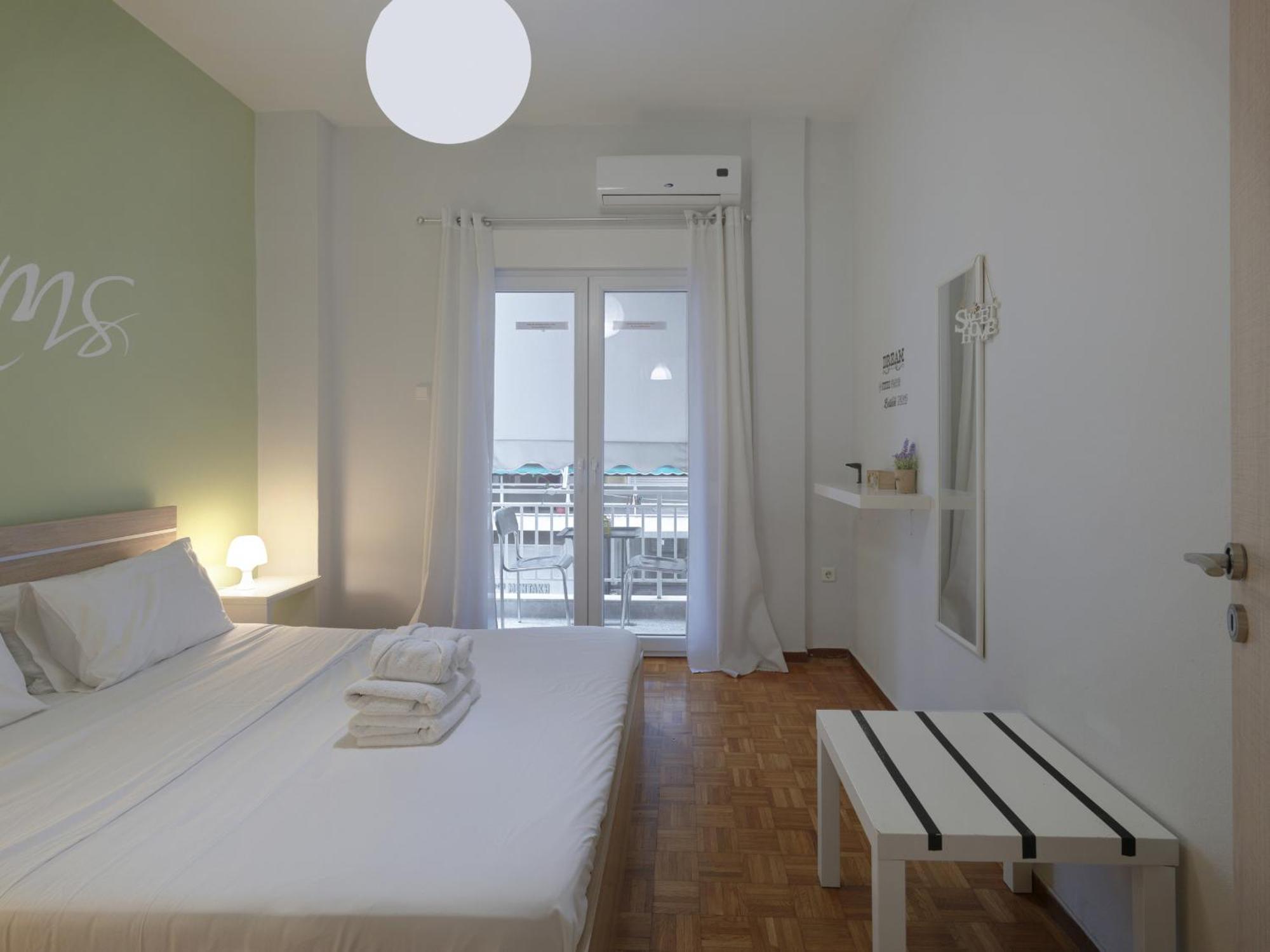 Cozy Athenian One Bd, Pistachio Charm * Athen